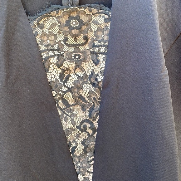 LANE Bryant size 18p black blouse - Picture 2 of 4